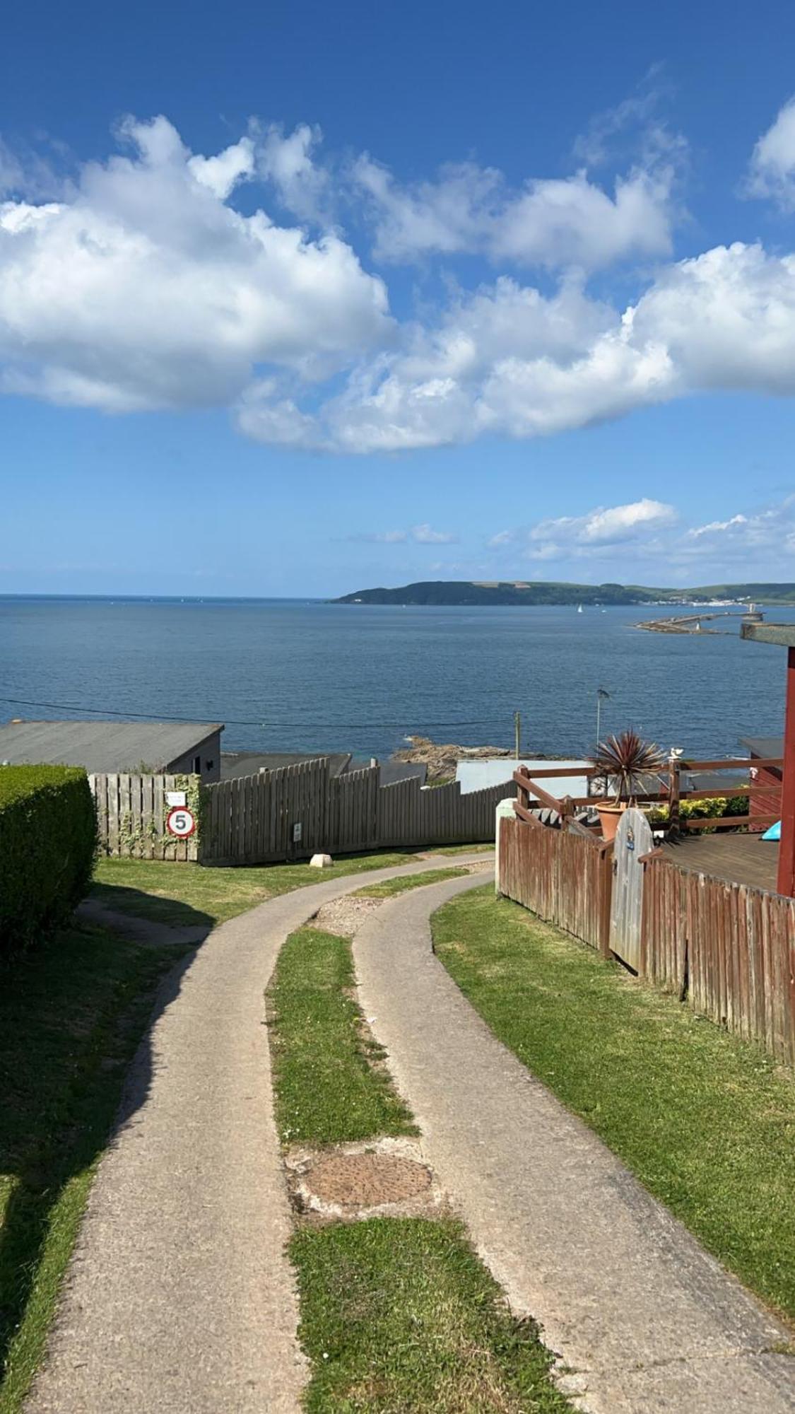 2 Bedroom Chalet With Sea Views Plymouth Eksteriør bilde