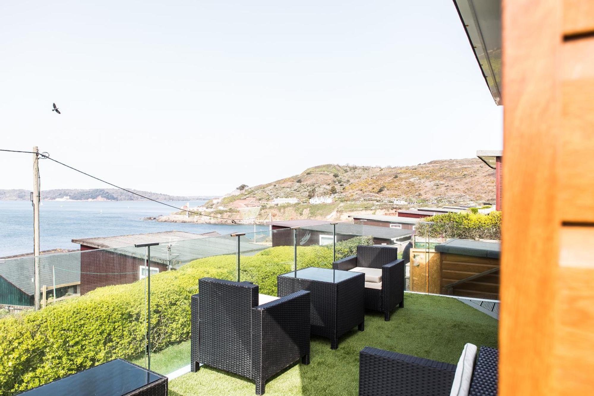 2 Bedroom Chalet With Sea Views Plymouth Eksteriør bilde