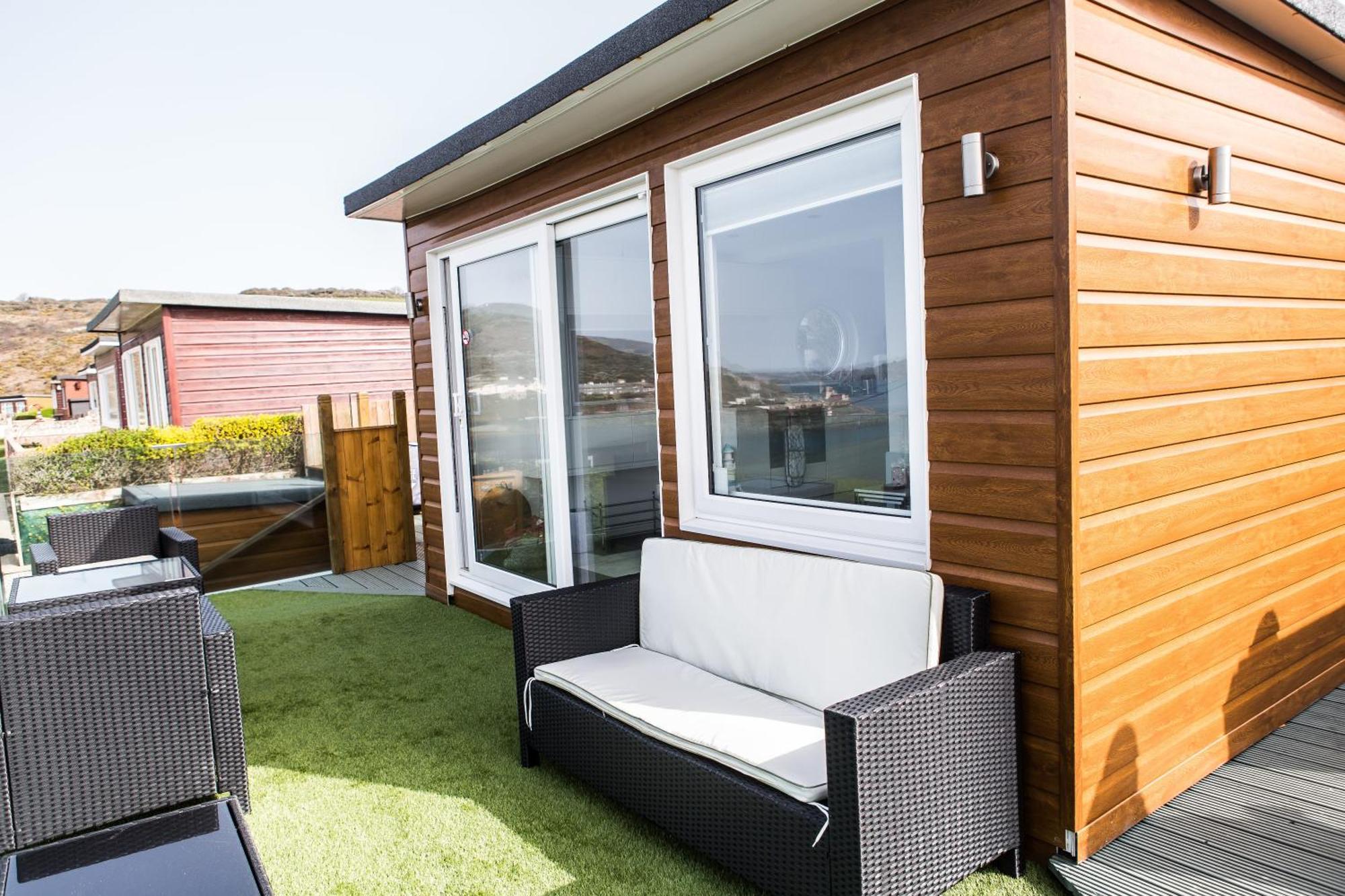 2 Bedroom Chalet With Sea Views Plymouth Eksteriør bilde